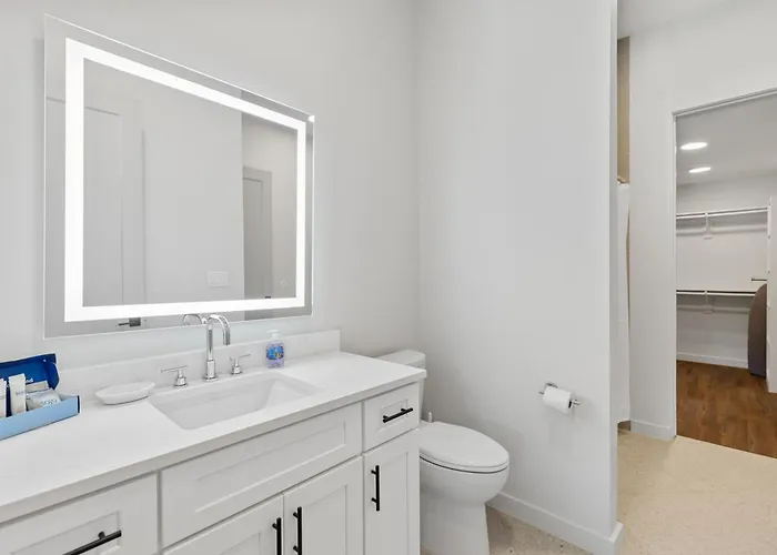 Apartment The Corbin 1202 - Magnolia Street Charm