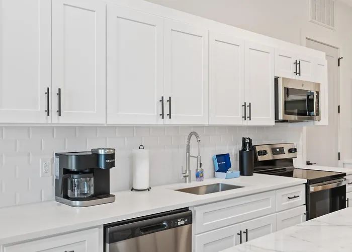 The Corbin 1202 - Magnolia Street Charm *