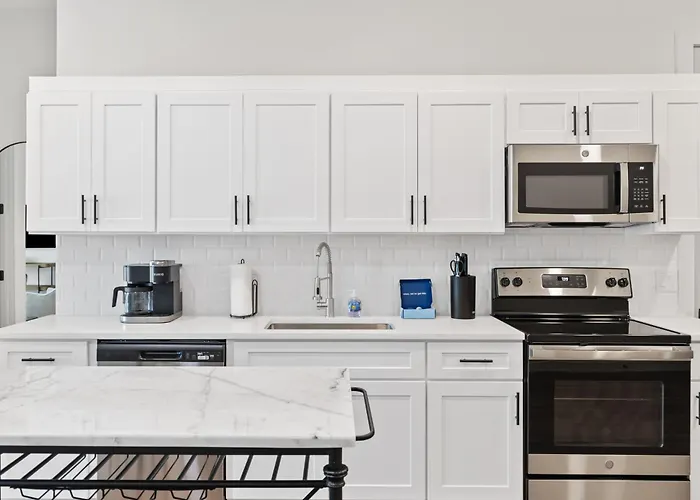 Apartment The Corbin 1202 - Magnolia Street Charm *