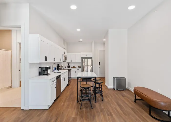 The Corbin 1202 - Magnolia Street Charm Apartment Fort Worth