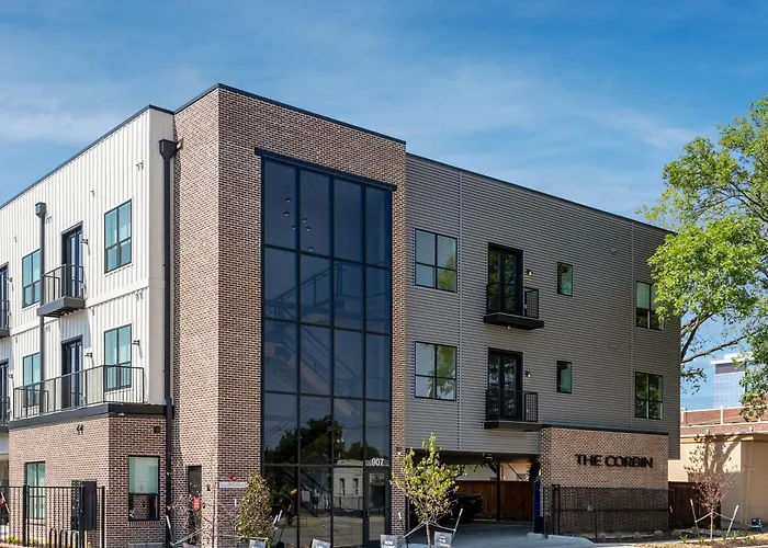 The Corbin 1202 - Magnolia Street Charm Apartment *